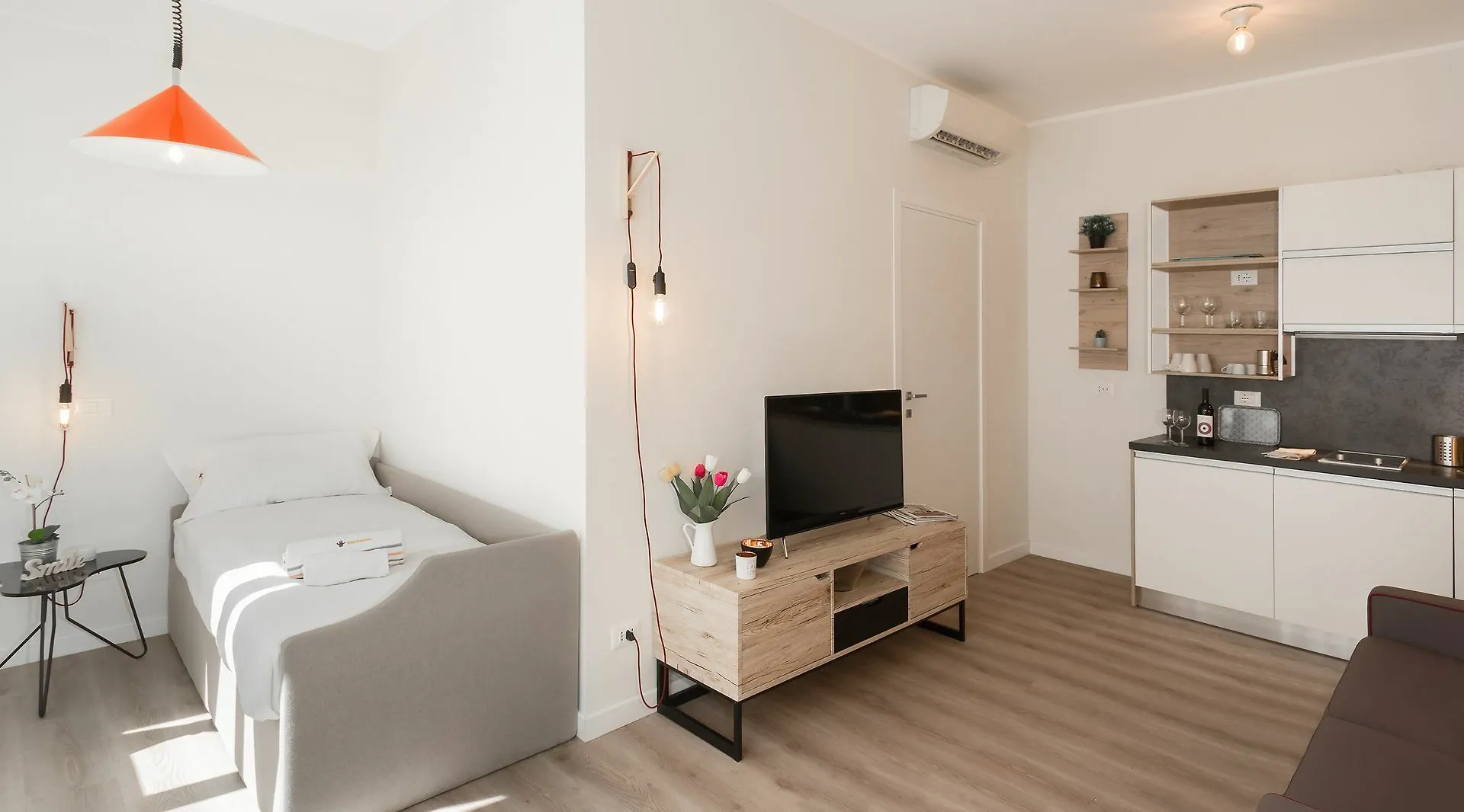 Hintown De Angeli Lejlighed Milano 0*,  Italien